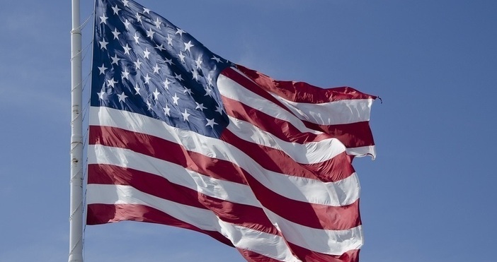 Американските сенатори одобриха споразумение което може да сложи край на