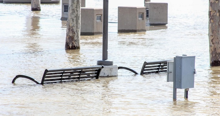 Последиците от изменението на климата вече принудиха милиона хора да
