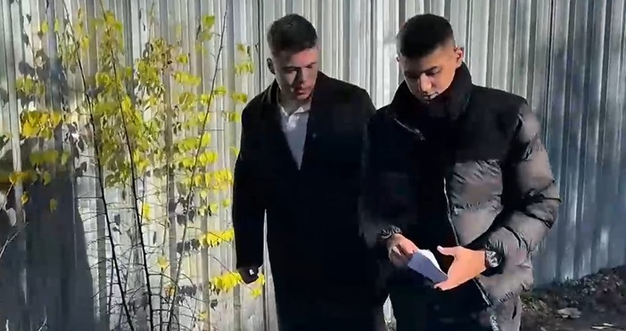 Двама дванадесетокласници от Казанлък дадоха пример за честност и гражданска