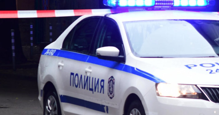 Посетителите на търговския център на бул България в София е