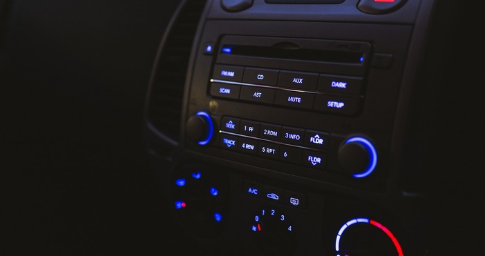 С необичайни разпоредби изненадва Новият правилник за движение по пътищата