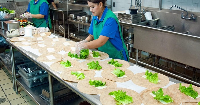 От 2026 г служители и работодатели в България ще усетят