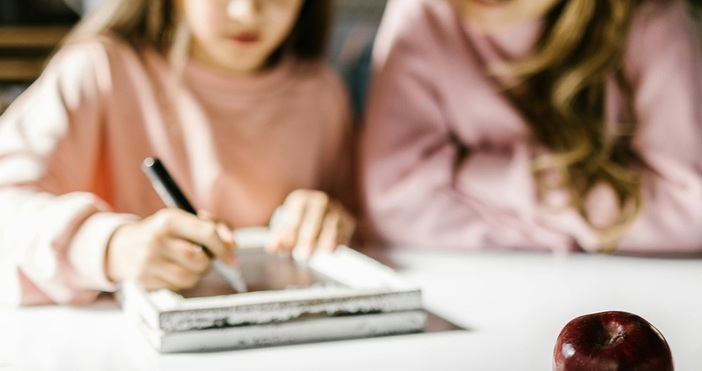 ПекселсПарламентът прие на първо четене родителите на деца до 12 годишна