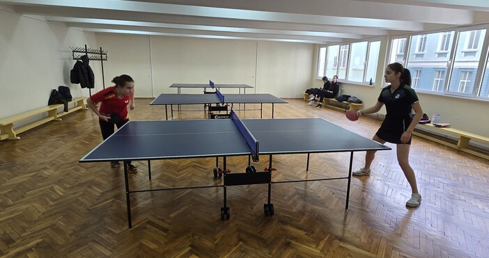 Снимки Община Варна16 студенти от три варненски университета Медицинския