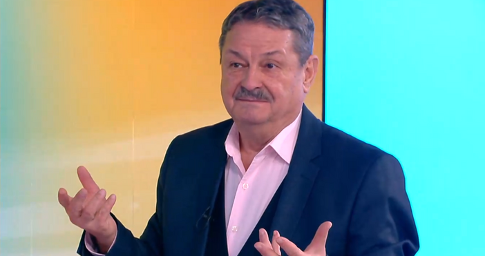 Стопкадър бТВПроф Георги Рачев започна по необичаен начин дежурната си