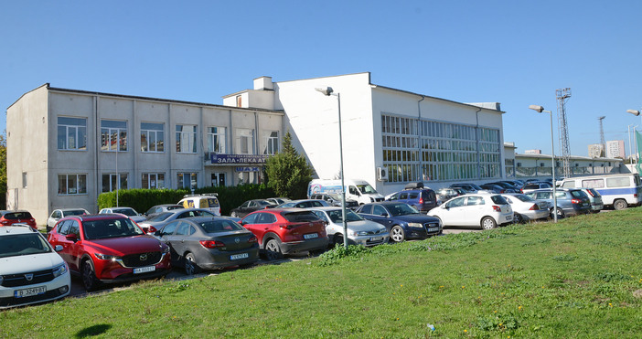 Ремонтът на СК Локомотив е започнал Налични са всички необходими