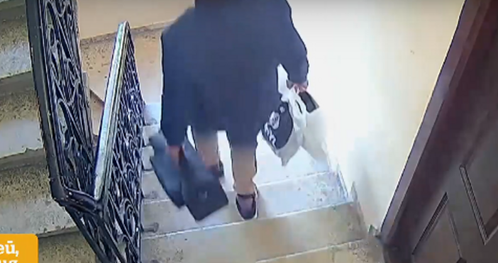 Откраднати са лаптоп и ценна музикална техникаЖилището на журналиста Йоан Запрянов стана обект