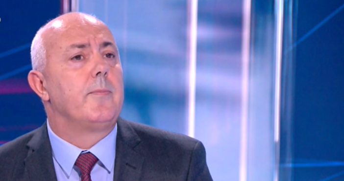 Стопкадър бТВБивш вътрешен министър попиля МВР  Едва ли може да очакваме