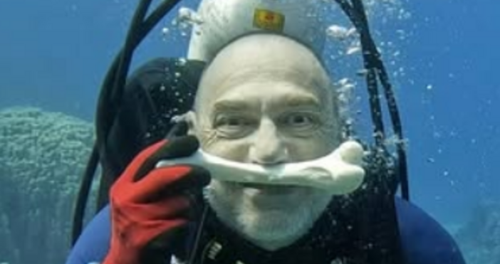 Любен Дилов син написа поетичен пост във връзка с