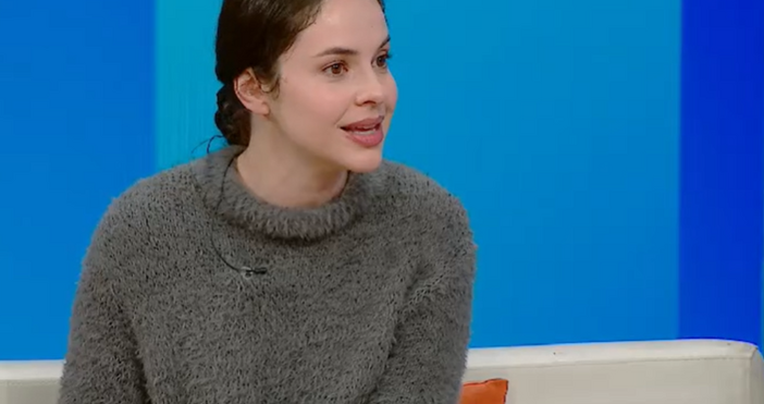 Стопкадър БНТВодещата на Колко ми даваш е изправена пред огромно