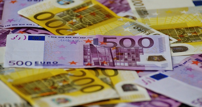 Влогове и заеми се превалутират автоматично без да се променят