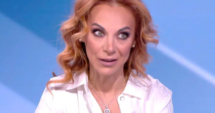 Д р Спиридонова Ако един лекар в момента взима 2200 лв основна