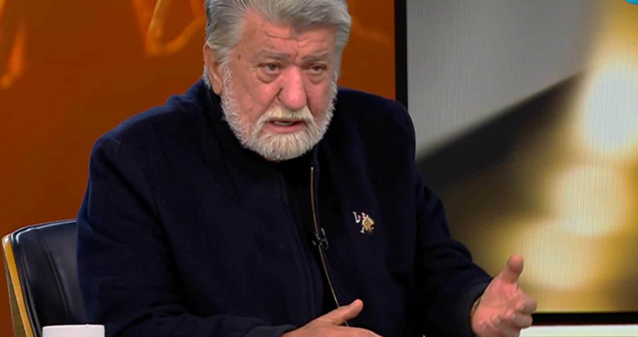 Бившият министър скочи срещу решението за коледни добавки само за