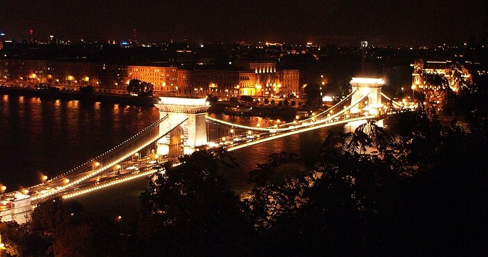 Археолози от Историческия музей в Будапеща откриха каменен ковчег на