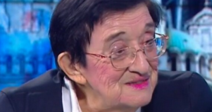 Правителственото предложение за коледни надбавки от по 120 лева за