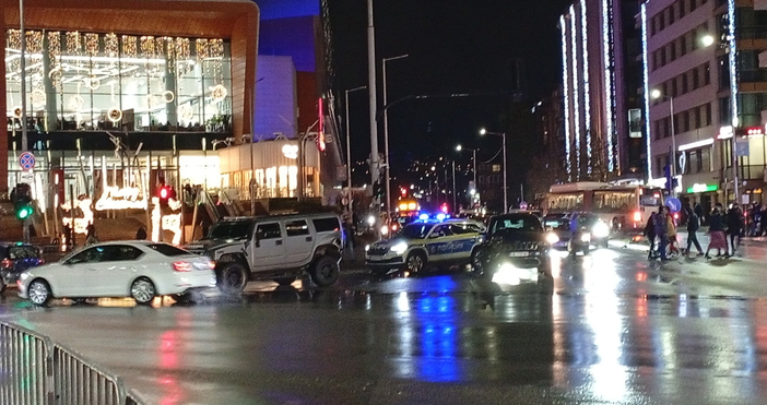 За верижна катастрофа довела до голямо задръстване в София съобщават