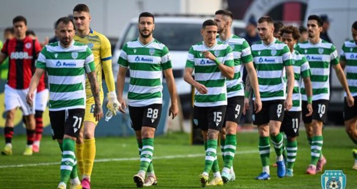 Треньорът на Черно море Илиан Илиев обяви че централният бранител