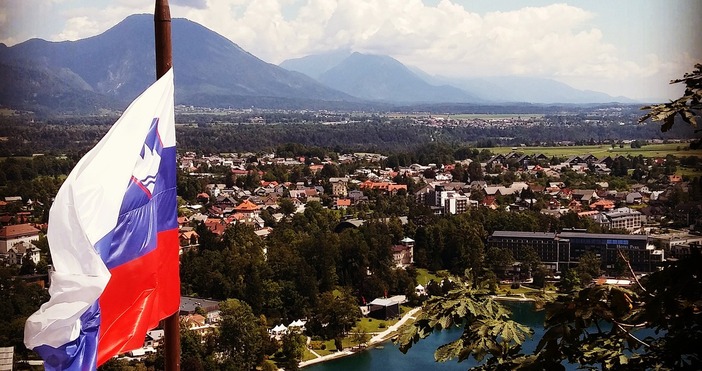 Словенците се обявиха на референдум в неделя против легализирането на