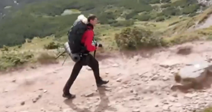 Все повече хора изпитват болки в гърба заради продължителното седене пред