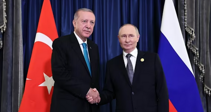 Президентът на Русия Владимир Путин проведе телефонен разговор с турския държавен глава Реджеп