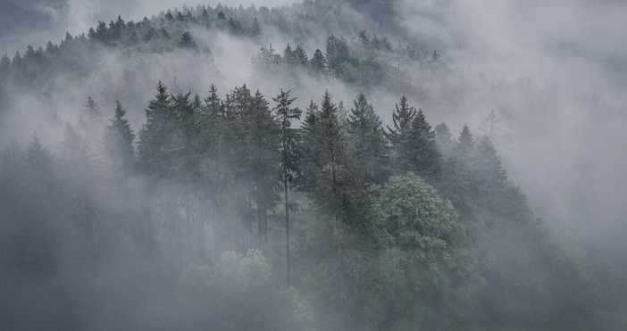 Условията за туризъм в планините стават все по зимни и по снежни