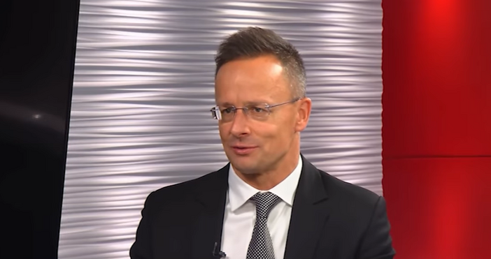 Унгарският външен министър Петер Сиярто смята че американският план вече