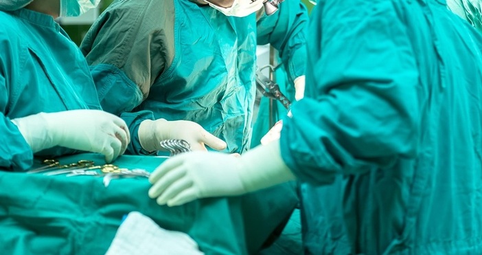 Има истории които ни връщат вярата не само в чудесата