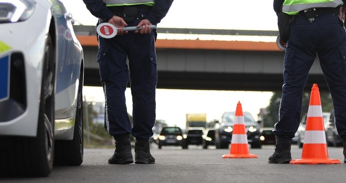 Осем тежки катастрофи в които са пострадали 13 души са