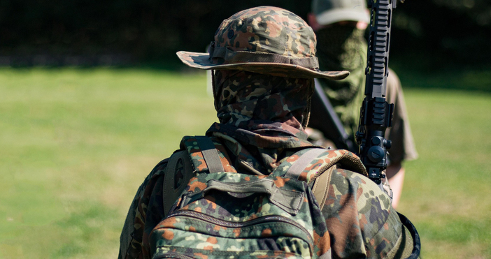 Швейцарците решително отхвърлиха днес на референдум идеята жените да преминават