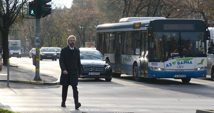 снимки Община ВарнаПървата задача днес е да проведем традиционната понеделнична
