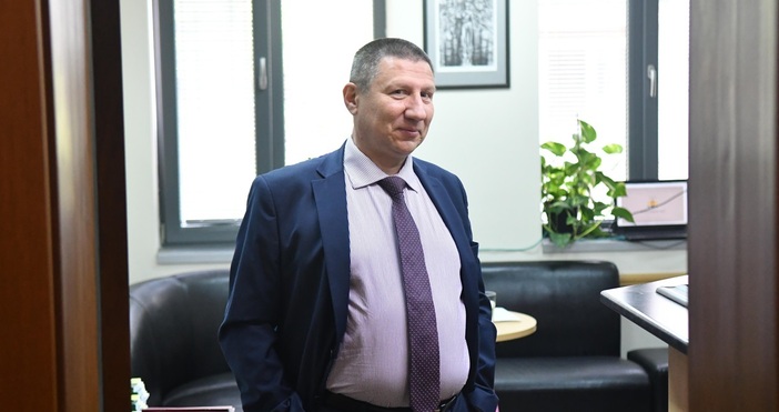 Изпълняващият функциите главен прокурор Борислав Сарафов е оттеглил жалбата си
