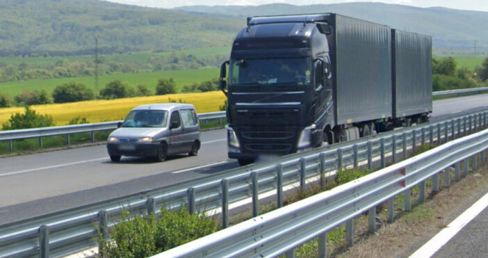  снимка АПИВ почивните дни около коледните и новогодишни празници в