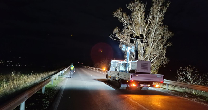 Няма инженер който да се подпише за премахване на мантинелите