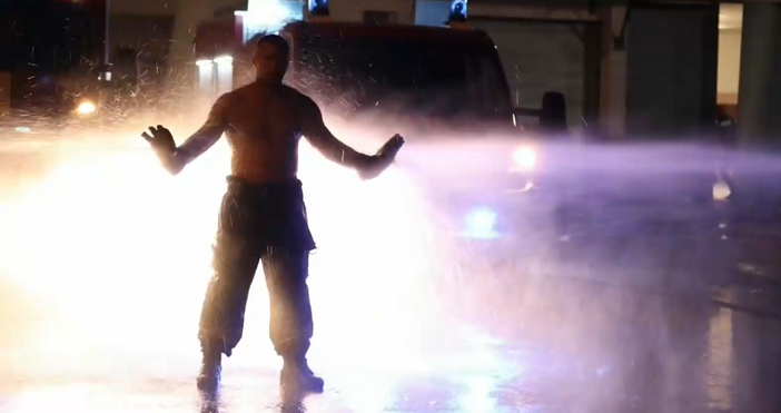 Варненски пожарникари представиха своя нов благотворителен календар за 2026 година