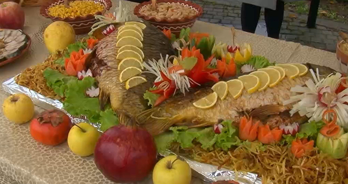 Мая Иванова Кадър Нова ТВС народна традиция предрекоха повече момчета