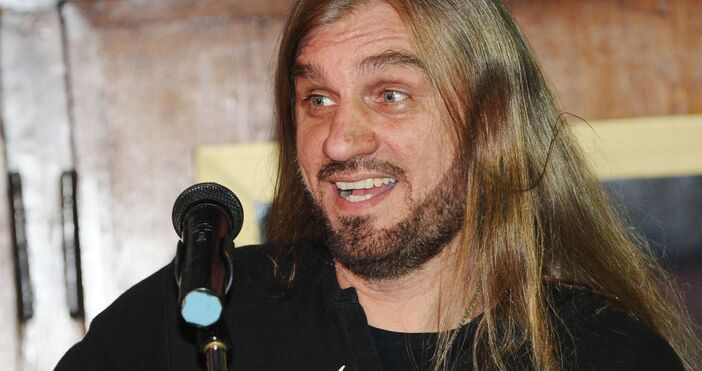 Костадин Георгиев известен още като Коцето Калки е български музикант и актьор През 1987