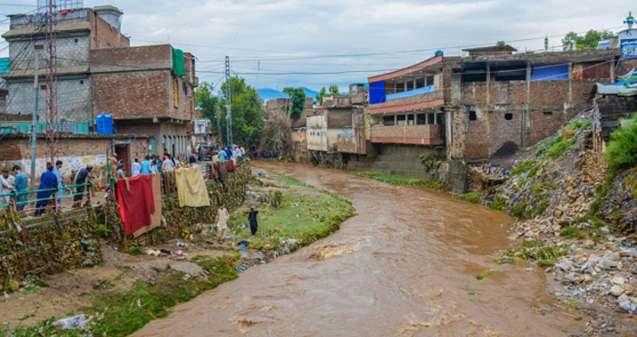 Броят на загиналите в Индонезия  вследствие на неотдавнашните наводнения надхвърли