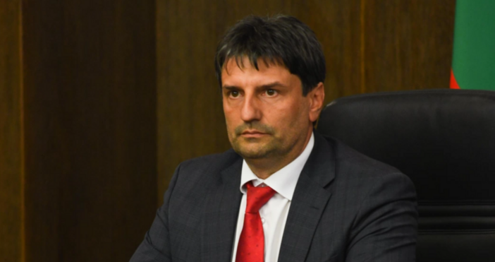 След гонка с полицията служители на Столичната дирекция на вътрешните