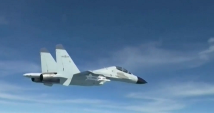 Южна Корея вдигна под тревога изтребители след като китайски и руски