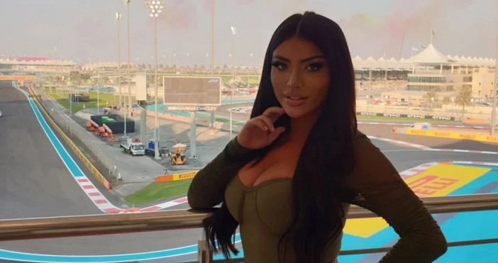 Пловдивският модел Драгана Спасовска беше част от ВИП публиката на