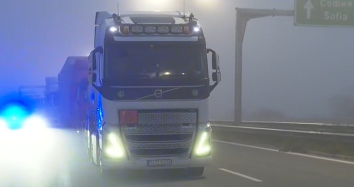 Километрична опашка от тирове по АМ Марица  в района на