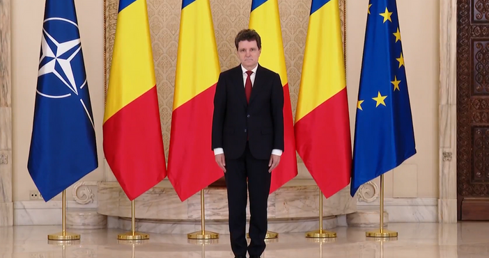 ФейсбукРумъния не обмисля изпращането на войски в Украйна каза президентът