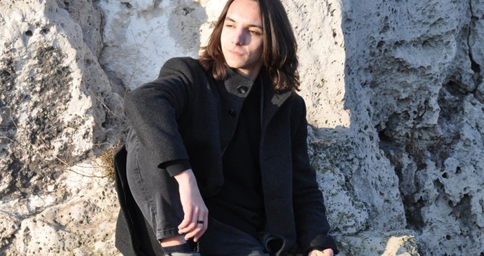 Симеон Иванов от Литературен клуб Касталия при ЦПЛР – Общински