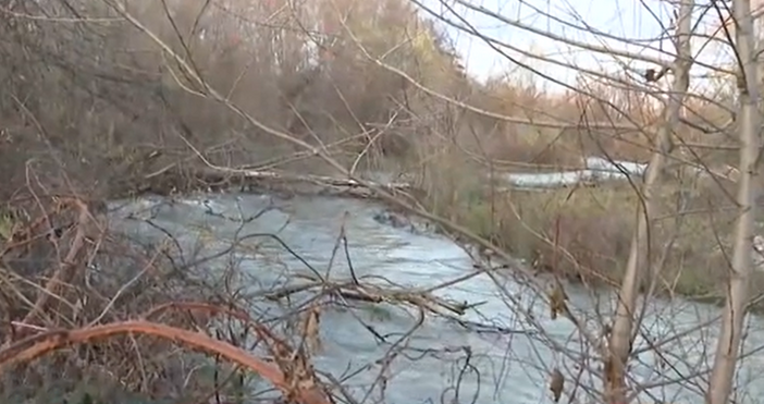 Кадри bTVИма опасност от повторение на опустошителното наводнение от 2022