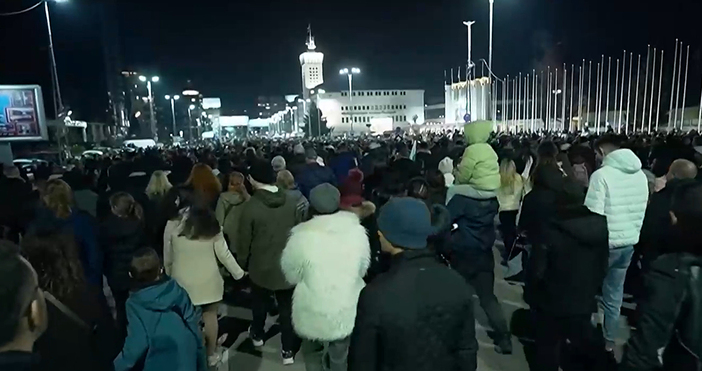 Мая Иванова Кадри Нова ТВСпоред организаторите на антиправителствения протест снощи