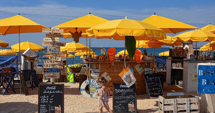 Държавата се опитва да въведе ред за преместваемите обекти с