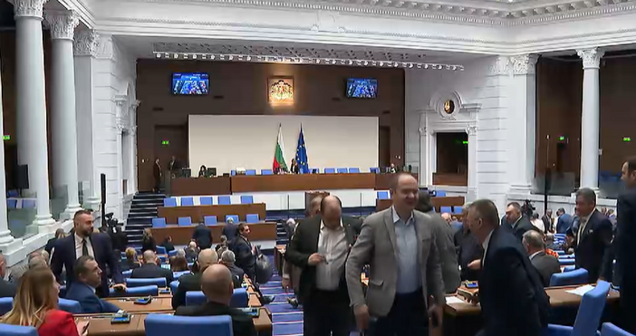 Стопкадър Нова ТвОставката на кабинета Росен Желязков бе приета току