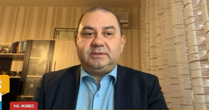 След оставката на правителството всичко отива в ръцете на държавния