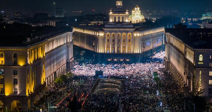 Медиите в Турция отбелязват че протестите в България са успели