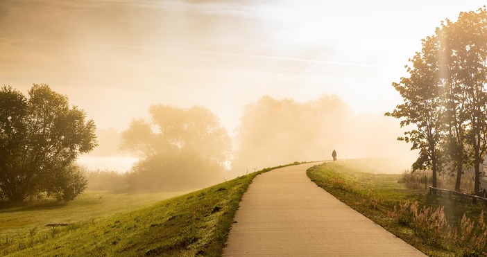 Сутринта на места в равнините котловините и по поречието на